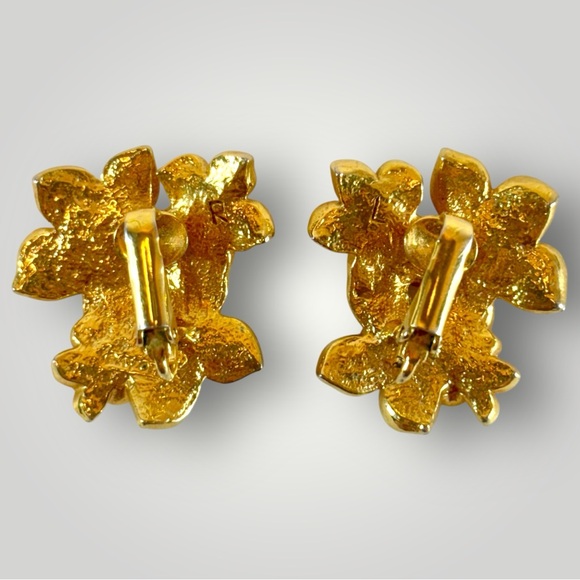 Vtg Avon Gold Tone Multicolor Lucite Flower Clip On Earrings Signed - Picture 3 of 4